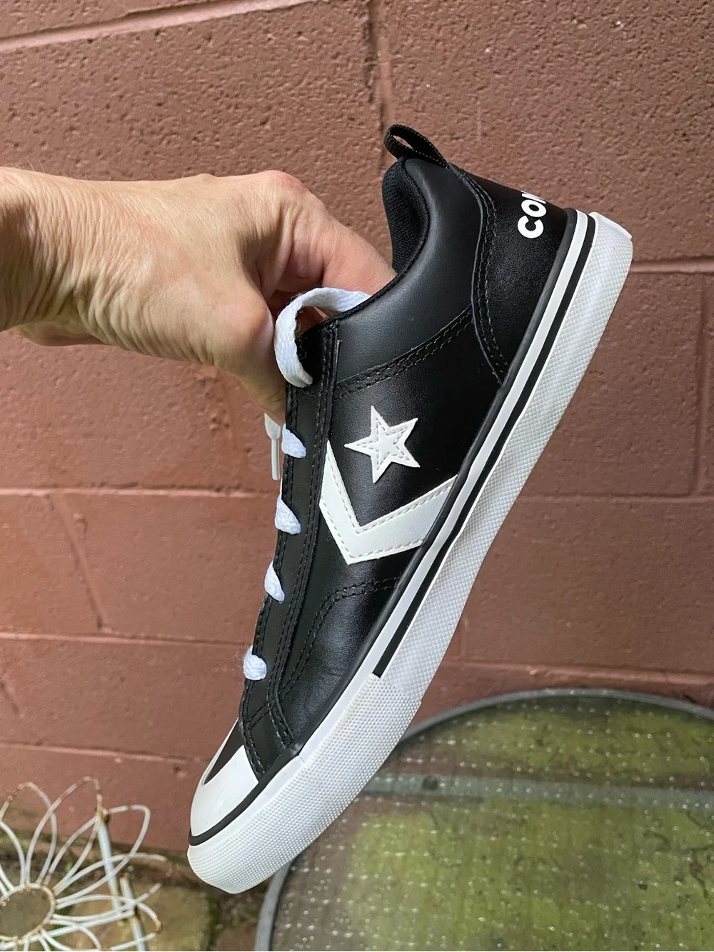 Converse One Star Black Leather Sneakers Size 5 Youth